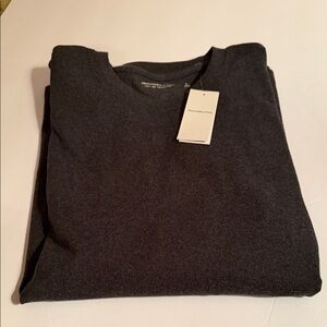 Abercrombie & Fitch Men's Long-Sleeve Crewneck Shirt - Black